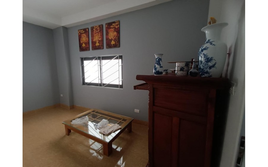NHÀ 5 DÂN XÂY -  NGŨ HIỆP - THANH TRÌ - HÀ NỘI - CÁCH 30M RA ĐƯỜNG OTO.